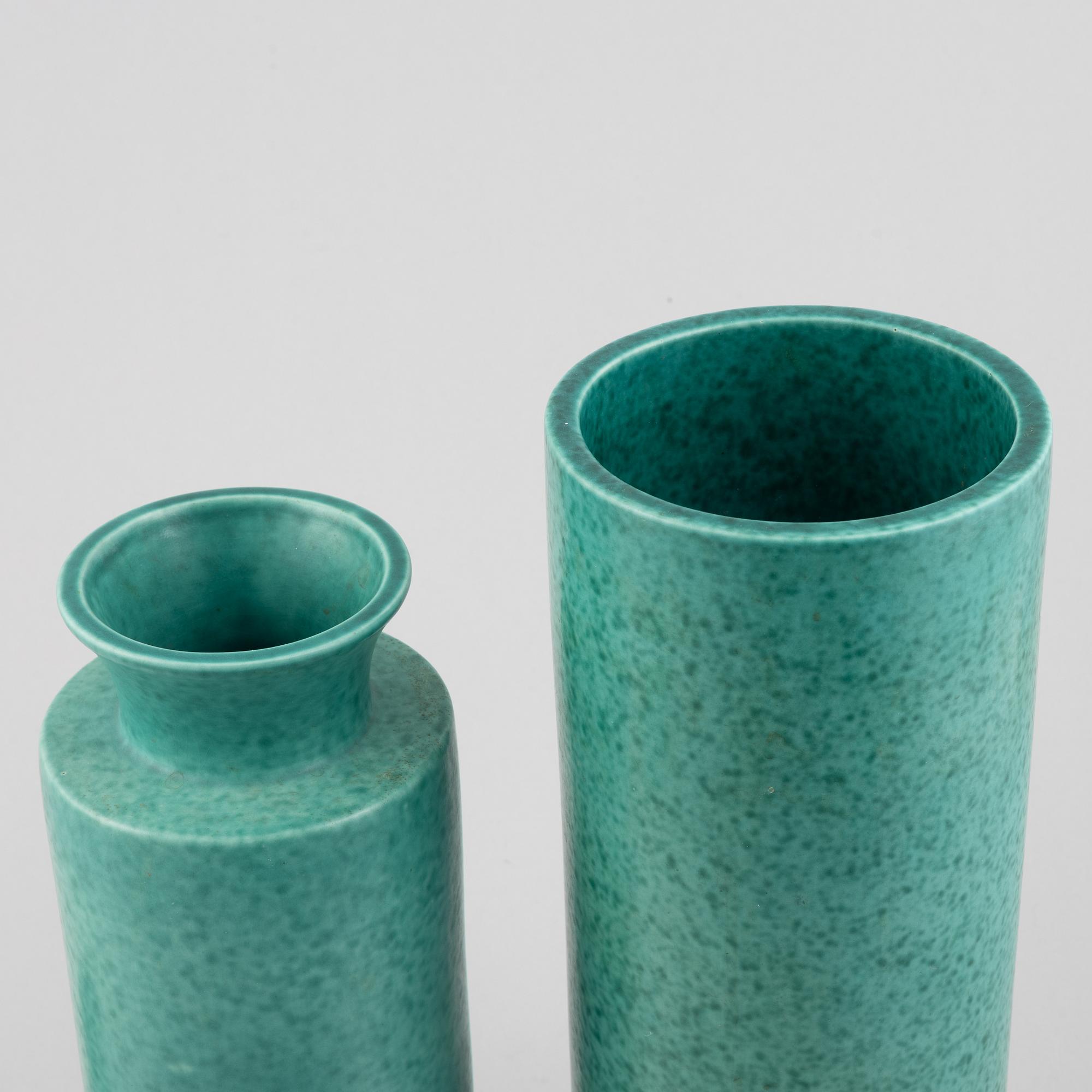 Wilhelm Kåge, vaser, 3 st och ask, stengods, "Argenta", Gustavsberg.