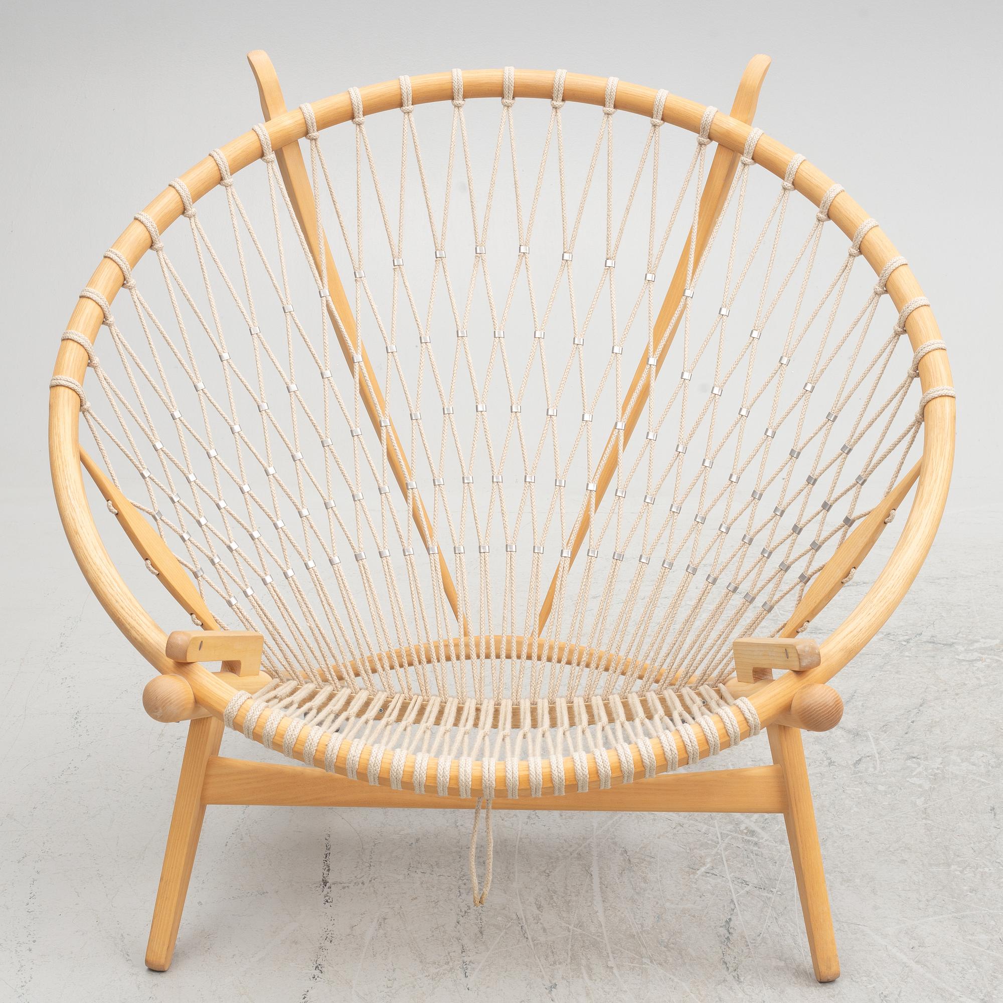 Hans J. Wegner, "The Circle Chair", "PP130", P.P. Møbler, Denmark, 2012.