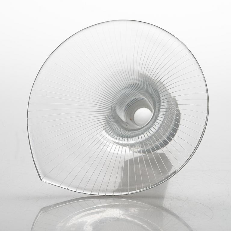 Tapio Wirkkala, A 'Kantarelli' glass vase, signed Tapio Wirkkala Iittala -55.