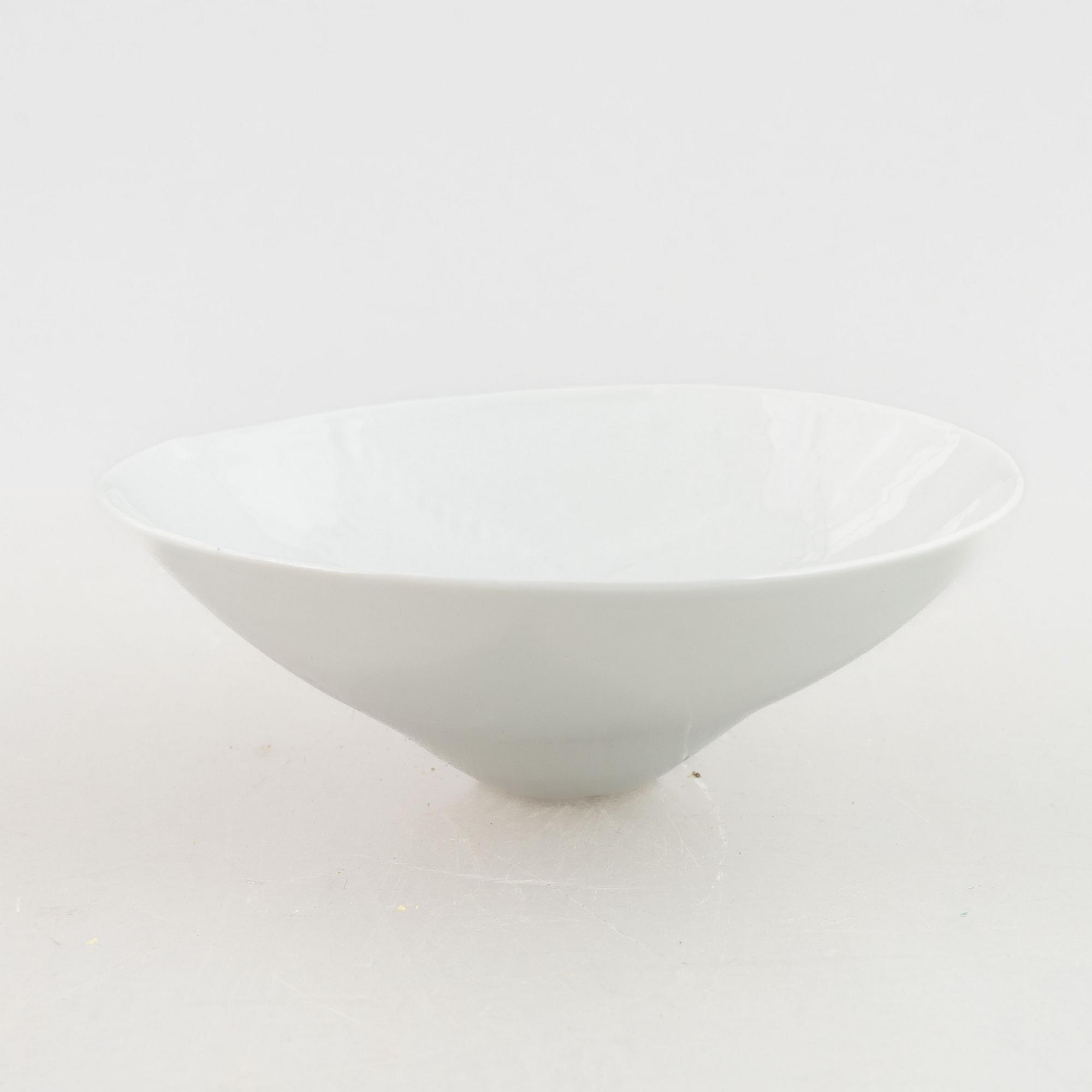 Aune Siimes, bowl, Arabia, Finland.