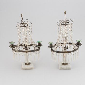 BORDSLYSTRAR, ett par, Louis XVI-stil, 1900-tal.