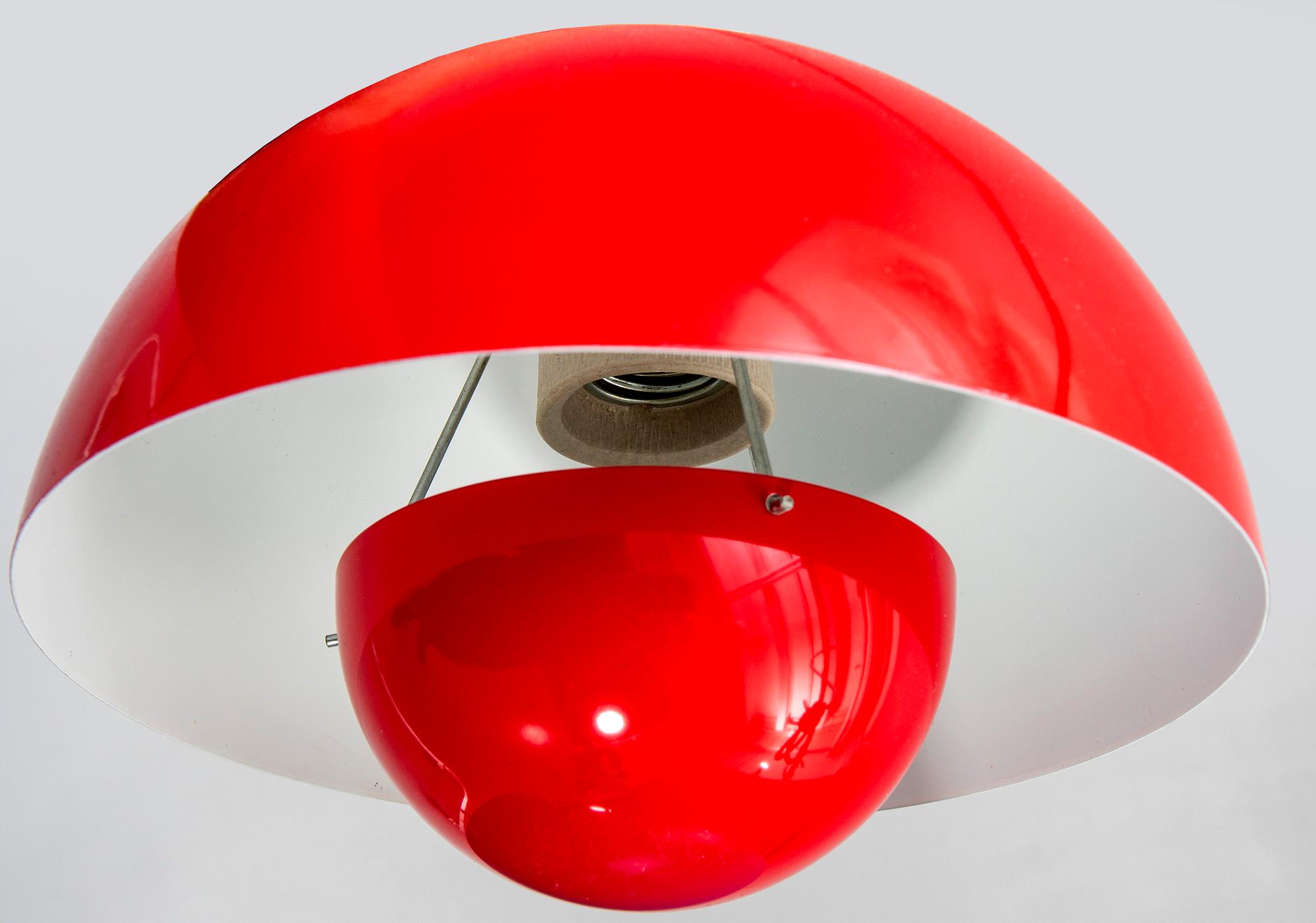 Verner Panton, taklamor 2 st , "Flowerpot", 2000-tal.