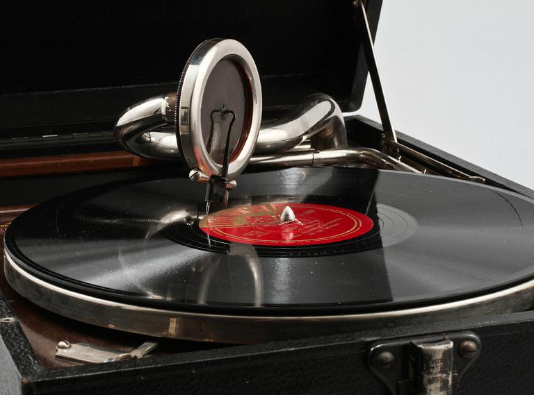 RESEGRAMMOFON, His Masters Voice, Tyskland, 1900-talets första hälft.
