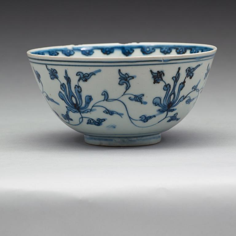 A blue and white bowl, Ming dynasty (1368-1644).