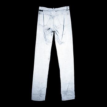 HELMUT LANG, a pair of silvercolored men's pants. Size 50.