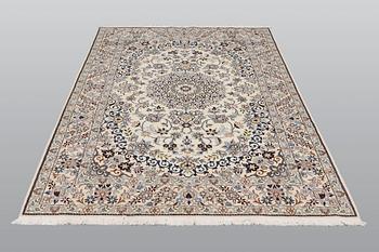 Matta, Nain part silk s.k 9LAA, ca   260 x 175 cm.