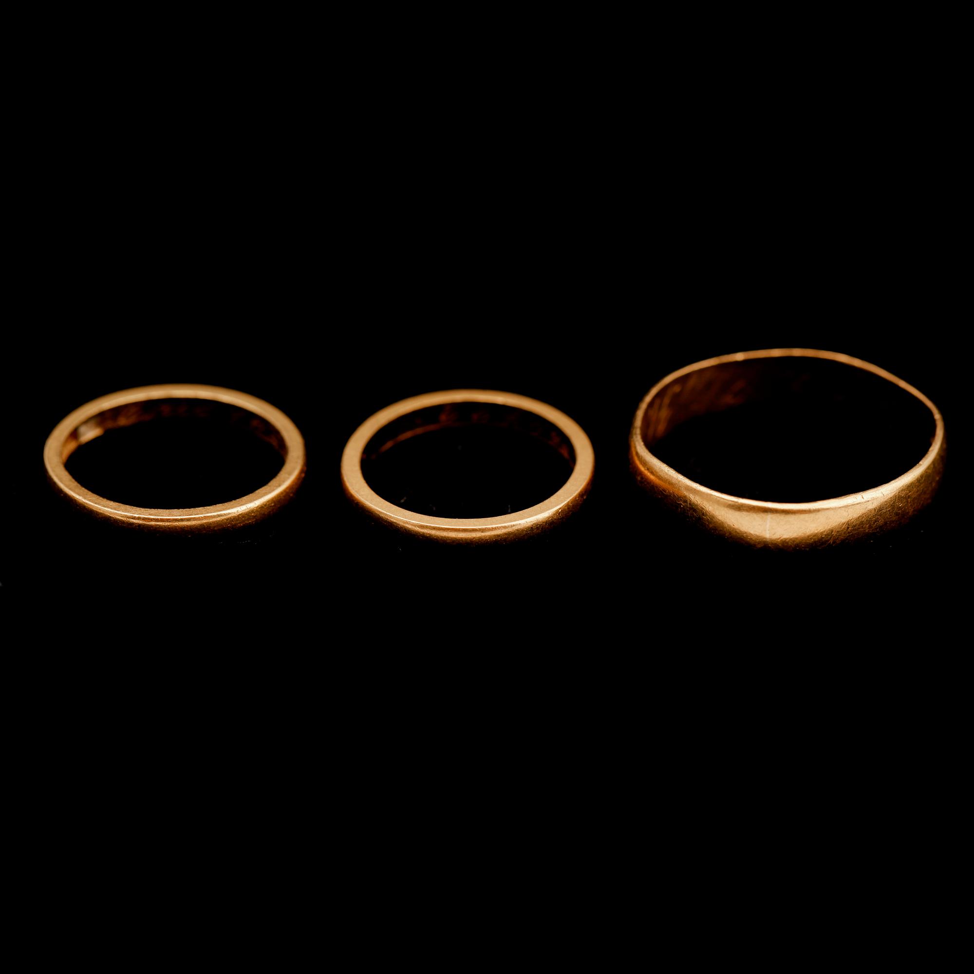 RINGAR, 3 st,  23 k.  Vikt 12 g.