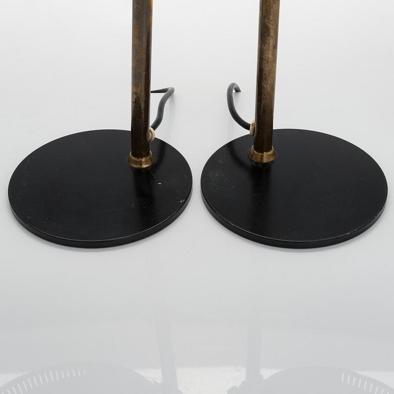 Paavo Tynell,  Two 1960s '9227' table lamps for Idman, Finland.