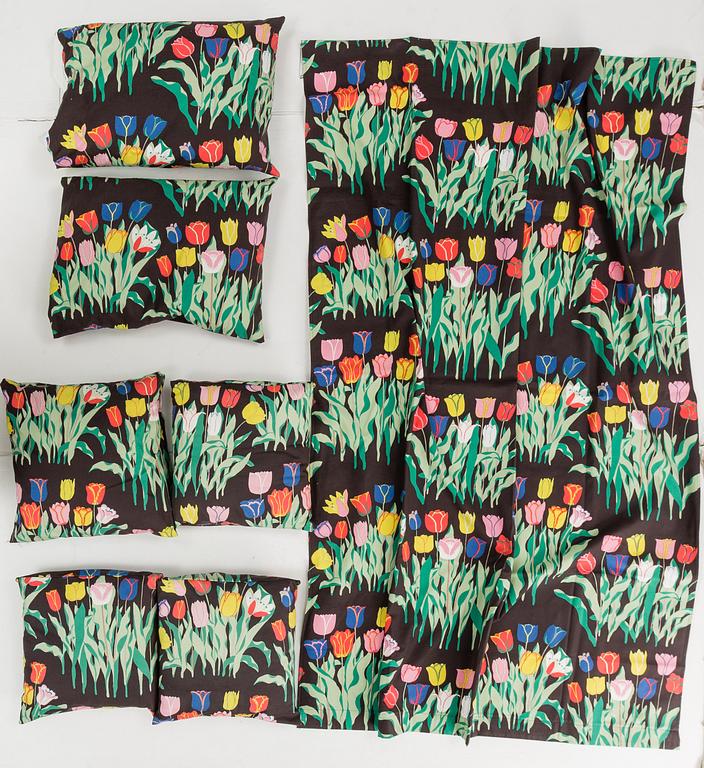 A cotton curtain and 6 pillows, in the textile "Tulpan", Firma Svenskt Tenn.