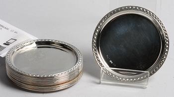 GLASUNDERLÄGG, 13 st, silver, GAB, 1969.