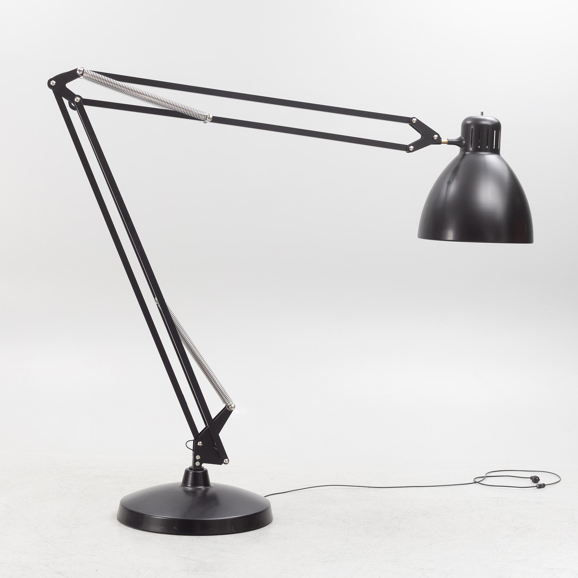 Floor lamp, JJ Great Floor Out, Leucos, Italy.