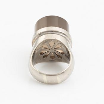 Sigurd Persson, a ring, 18K white gold with smoky quartz, Stockholm 1963.
