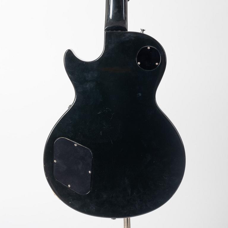 Gibson,.
