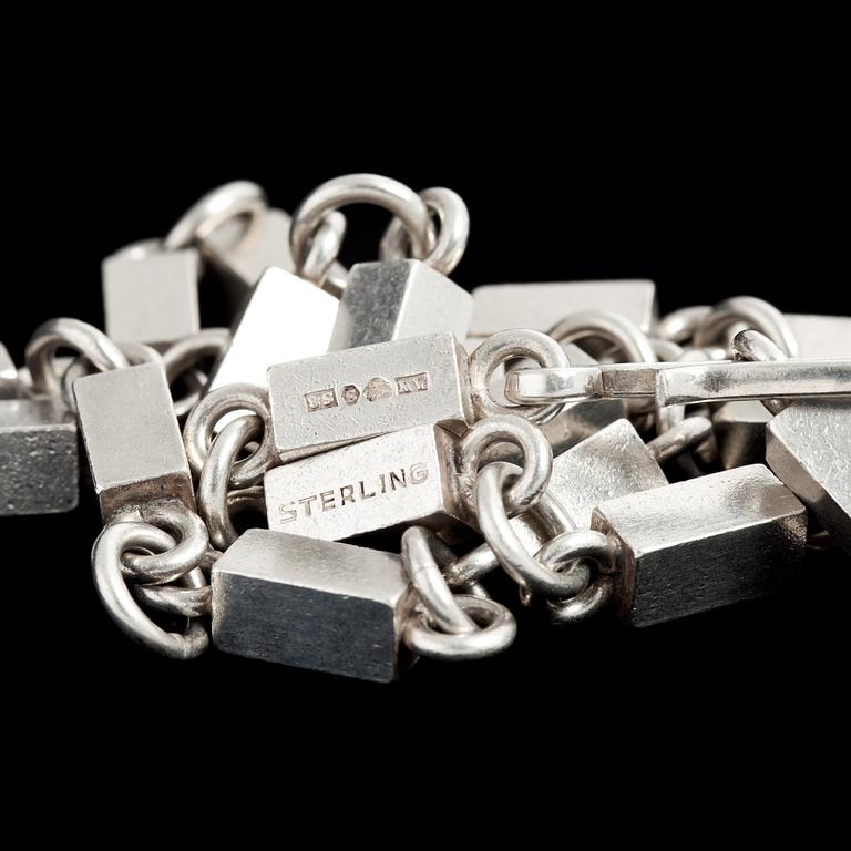 COLLIER, sterling silver, Wiwen Nilsson, Lund 1944. Vikt ca 66 g.