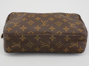 NECESSÄR, "Trousse Toilette 23", Louis Vuitton.