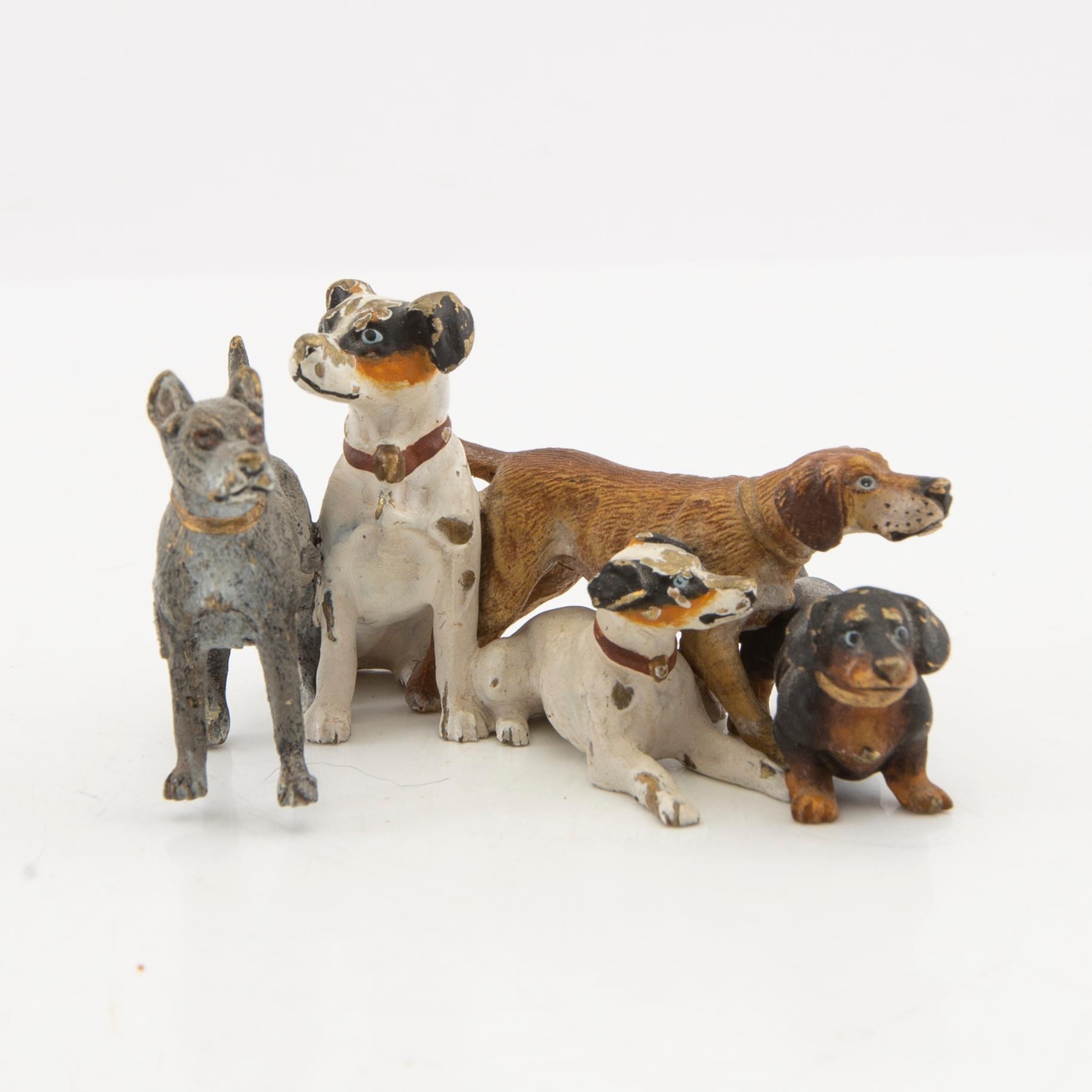 Figuriner 2 st Wienerbrons 1900-talets första hälft.