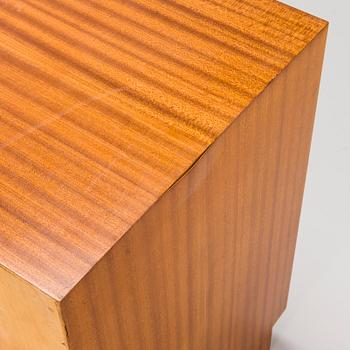 CARL GUSTAF HIORT AF ORNÄS, kirjoituspöytä, HMN Huonekalu Mikko Nupponen 1900-luvun puoliväli.