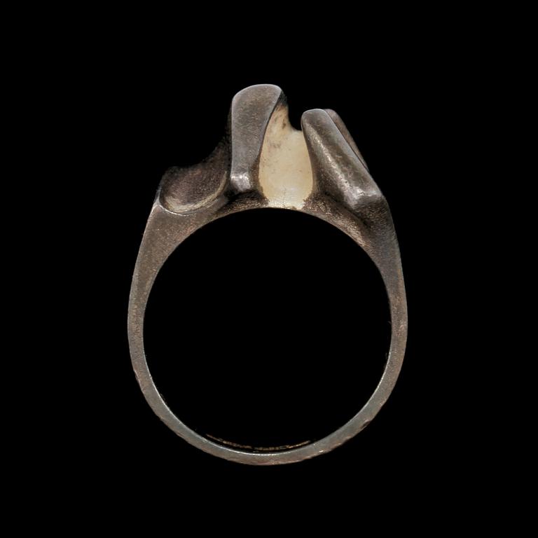 RING, sterlingsilver, Björn Weckström, Lapponia, Finland, 1981. Vikt 11 g.