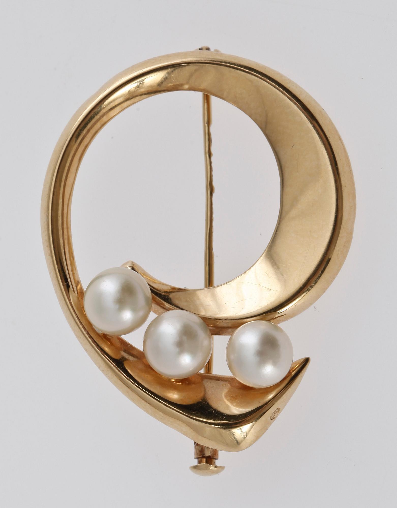 PARTI GULD, 4 delar, 18k guld, bl a Finland, sent 1800-tal - 1900-talets mitt. Tot ca 12 gr.