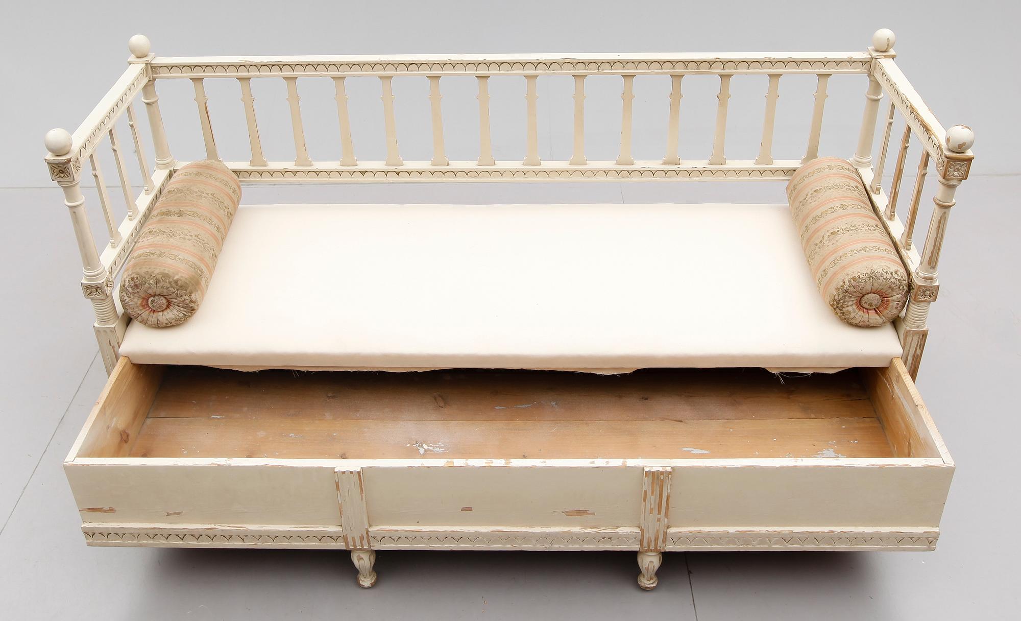 SOFFA, gustaviansk stil, 1800-tal.
