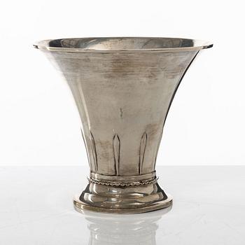 CG Hallberg, bägare, silver, Stockholm 1930.