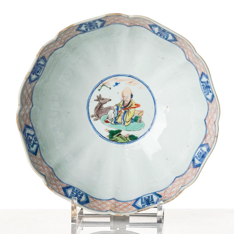 A famille verte bowl, Qing dynasty, 18th Century.
