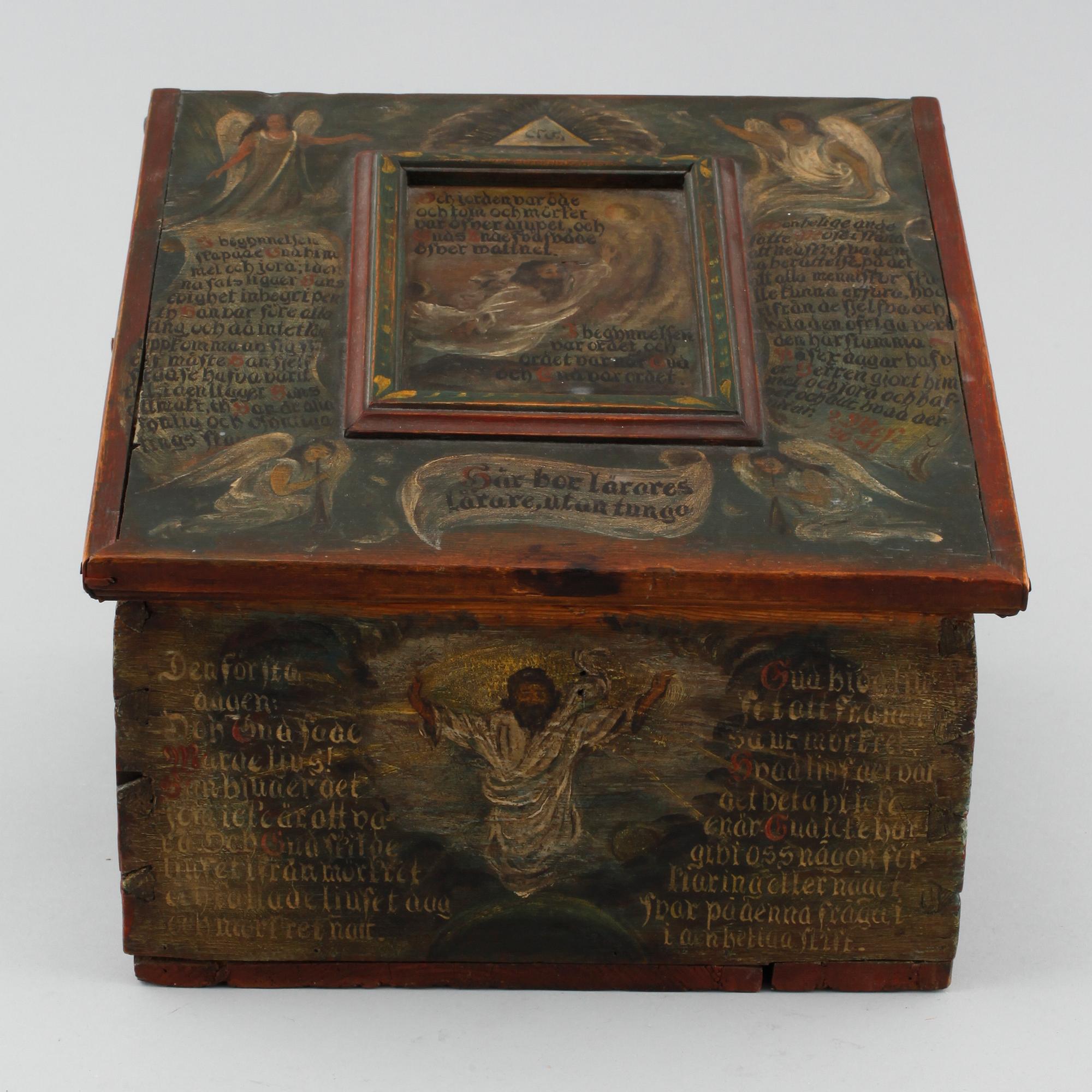 Wooden box, 19th century.