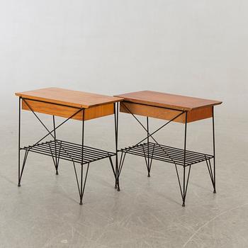 Sängbord, ett par, stringmodell, 1950/60-tal.
