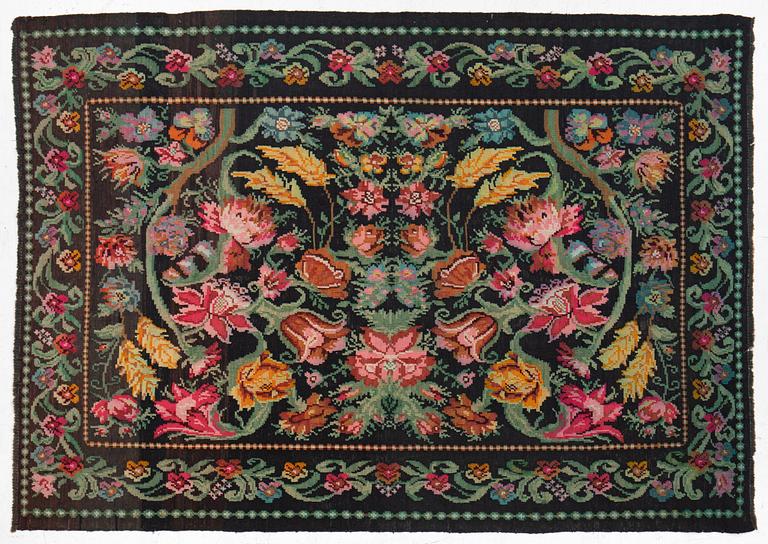 A Bessarabian kilim rug, c. 240 x 170 cm.