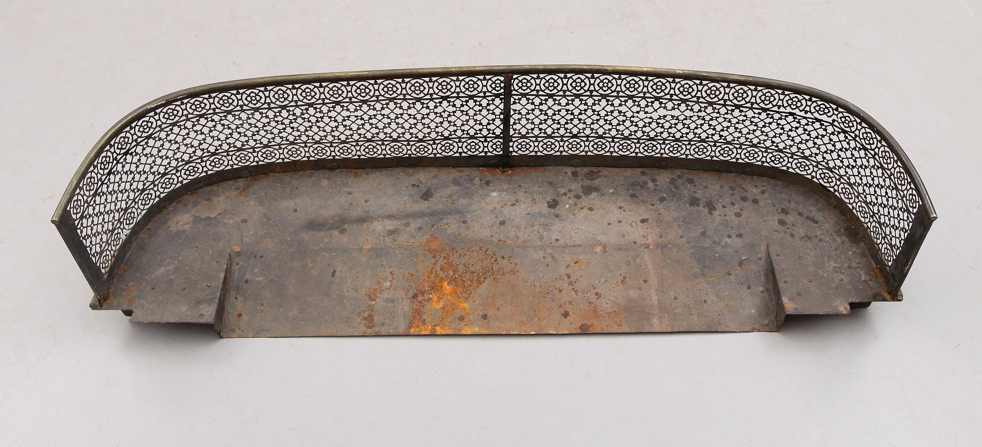 BRASSKYDD, viktoriansk, England, 1800-talets andra hälft.