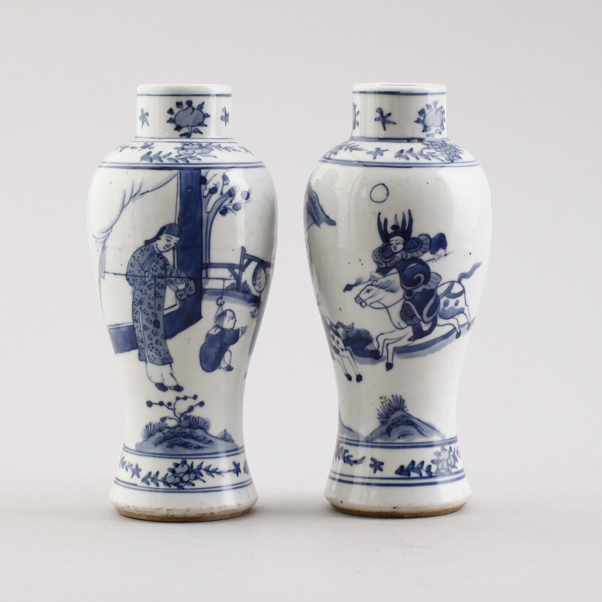 VASER, 1 par, porslin, Kina, sannolikt 1800-tal.