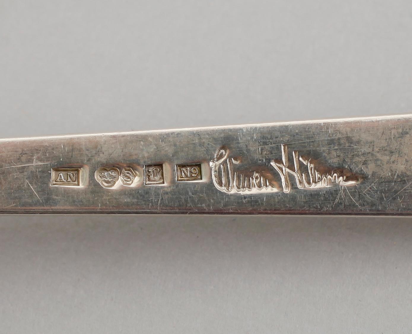 FISKBESTICK, 2 delar, silver, Wiwen Nilsson, Lund 1963. Vikt ca 157 gram.