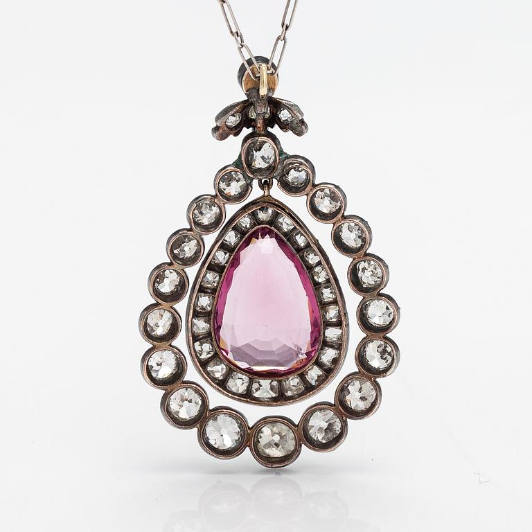 Halsband, silver, syntetisk spinell och gammalslipade diamanter ca 3.00 ct tot. Sent 1800-tal.