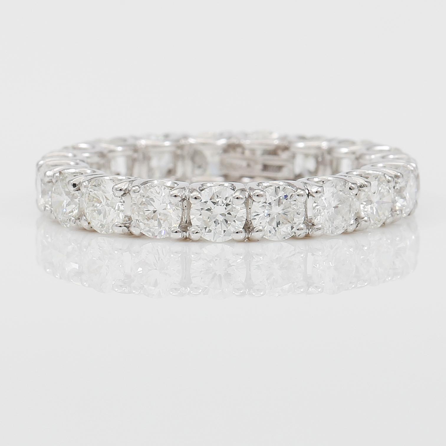 RING, briljantslipade diamanter totalt ca 2,50 ct.