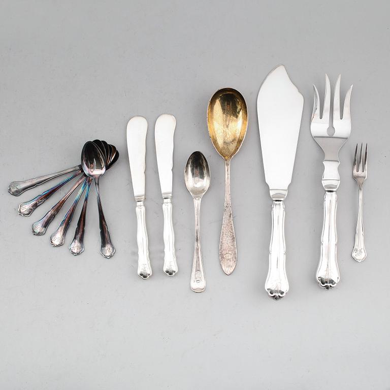 BESTICK, 13 st, silver, olika modeller. Vikt ca 332 g.
