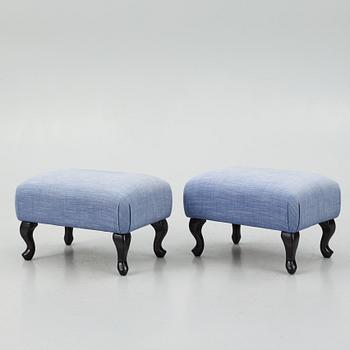 Fåtöljer ett par, med fotpallar, Bröderna Andersson.