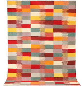 A Kilim carpet, c. 300 x 213 cm.