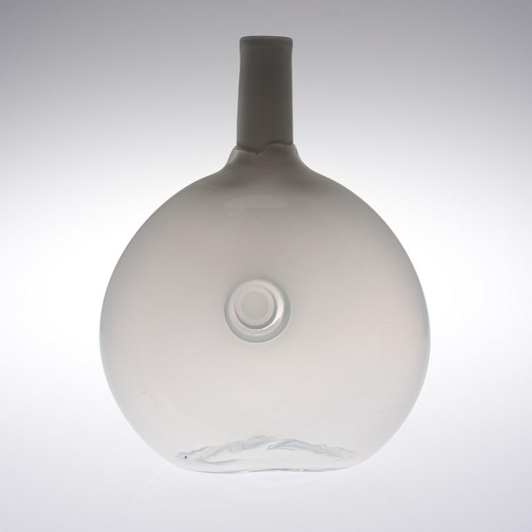 OIVA TOIKKA, A DECORATIVE BOTTLE. Signed Oiva Toikka, Nuutajärvi Notsjö. 1970s.