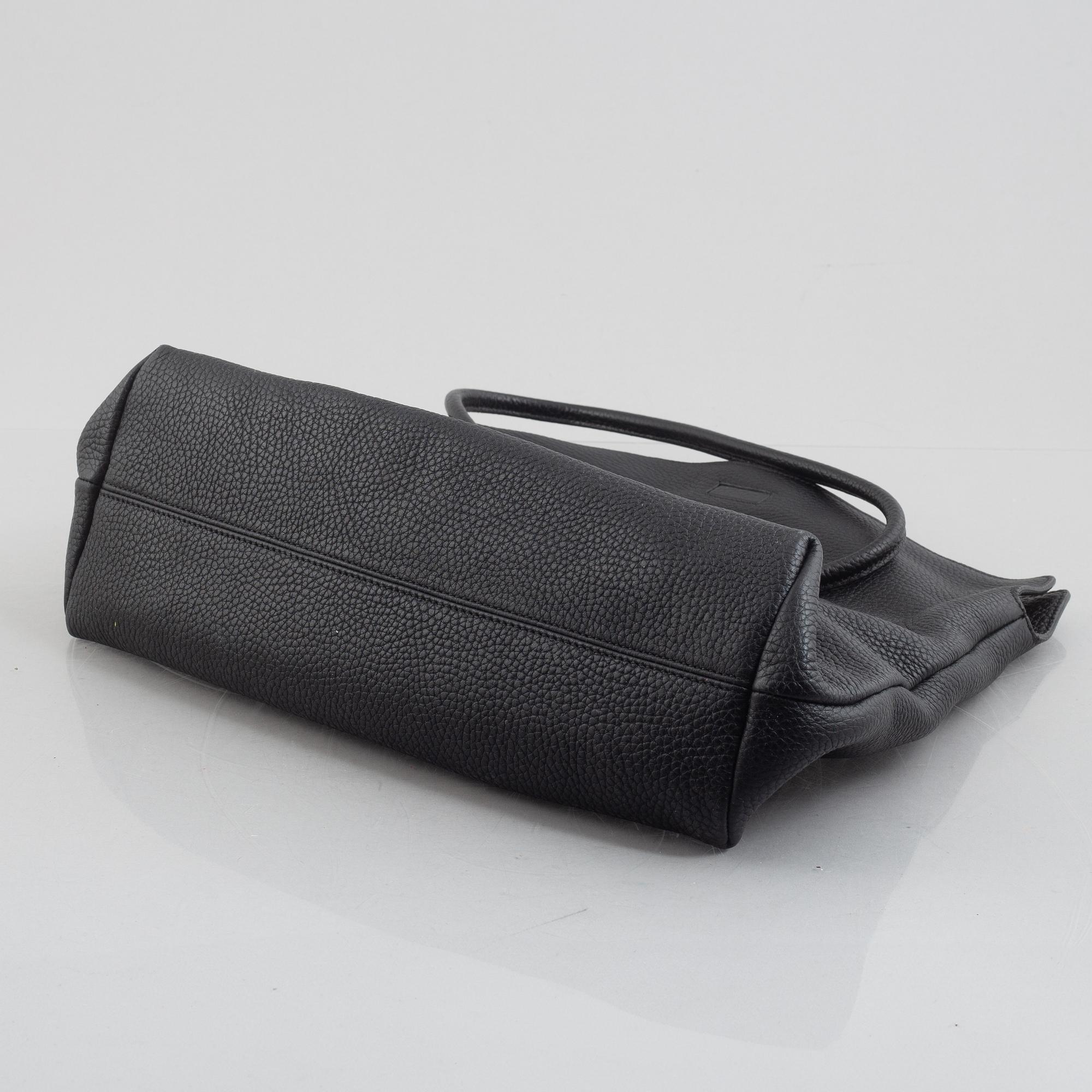Burberry, a 'Baynard Tote' hand bag, 2016.
