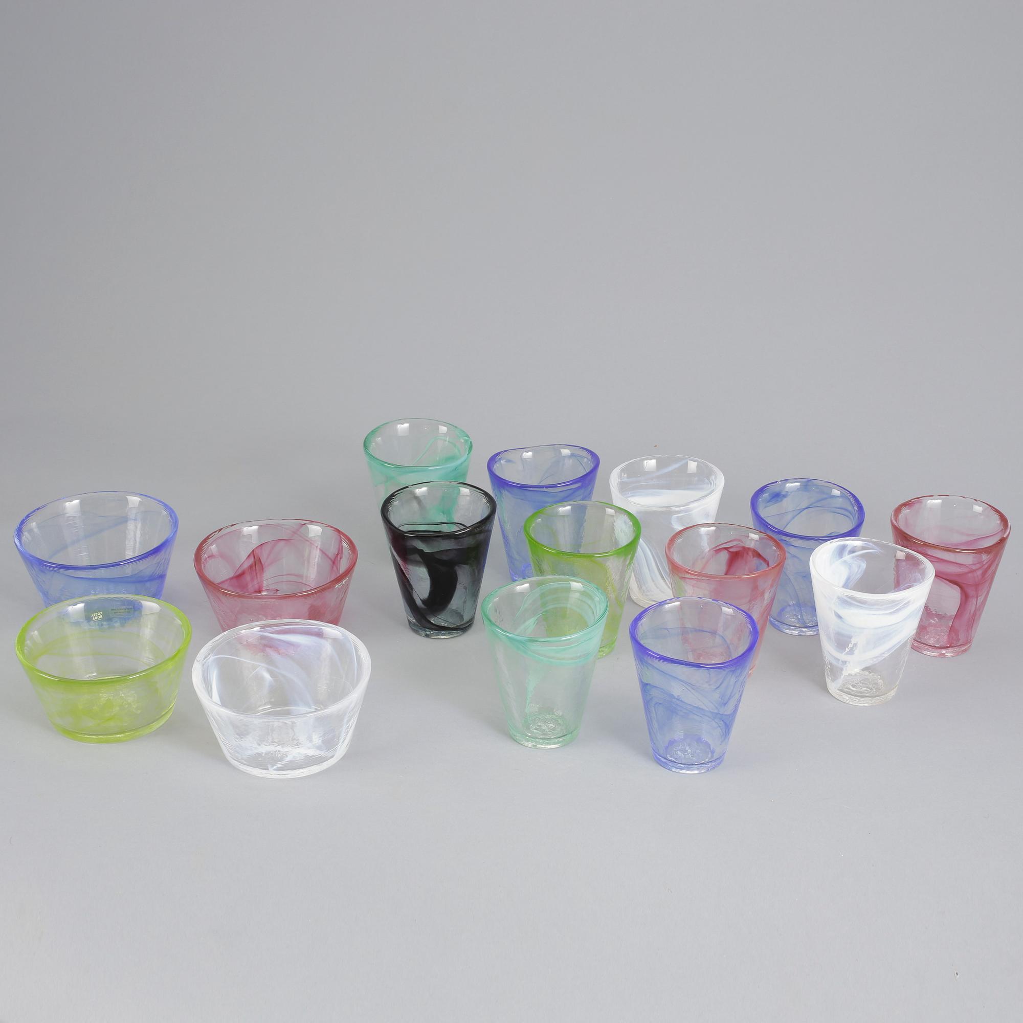 GLASSERVIS, 15 delar, "Mine", Ulrica Hydman-Vallien för Kosta Boda.