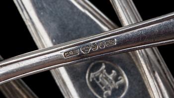 BESTICK, 40 delar, silver, Sverige 1920-tal, total vikt ca 1300g. Spetsig modell.