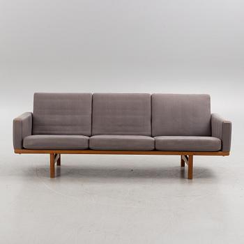 Hans J. Wegner, soffa "GE236" Getama, Gedsted, Danmark, 1960-tal.