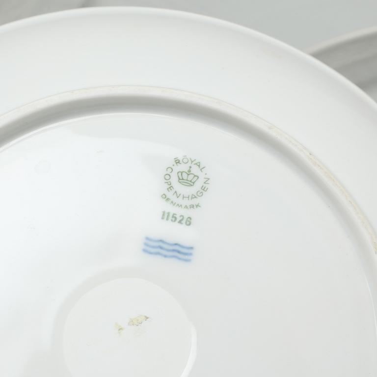 62 pieces dinner service named "Vifte".