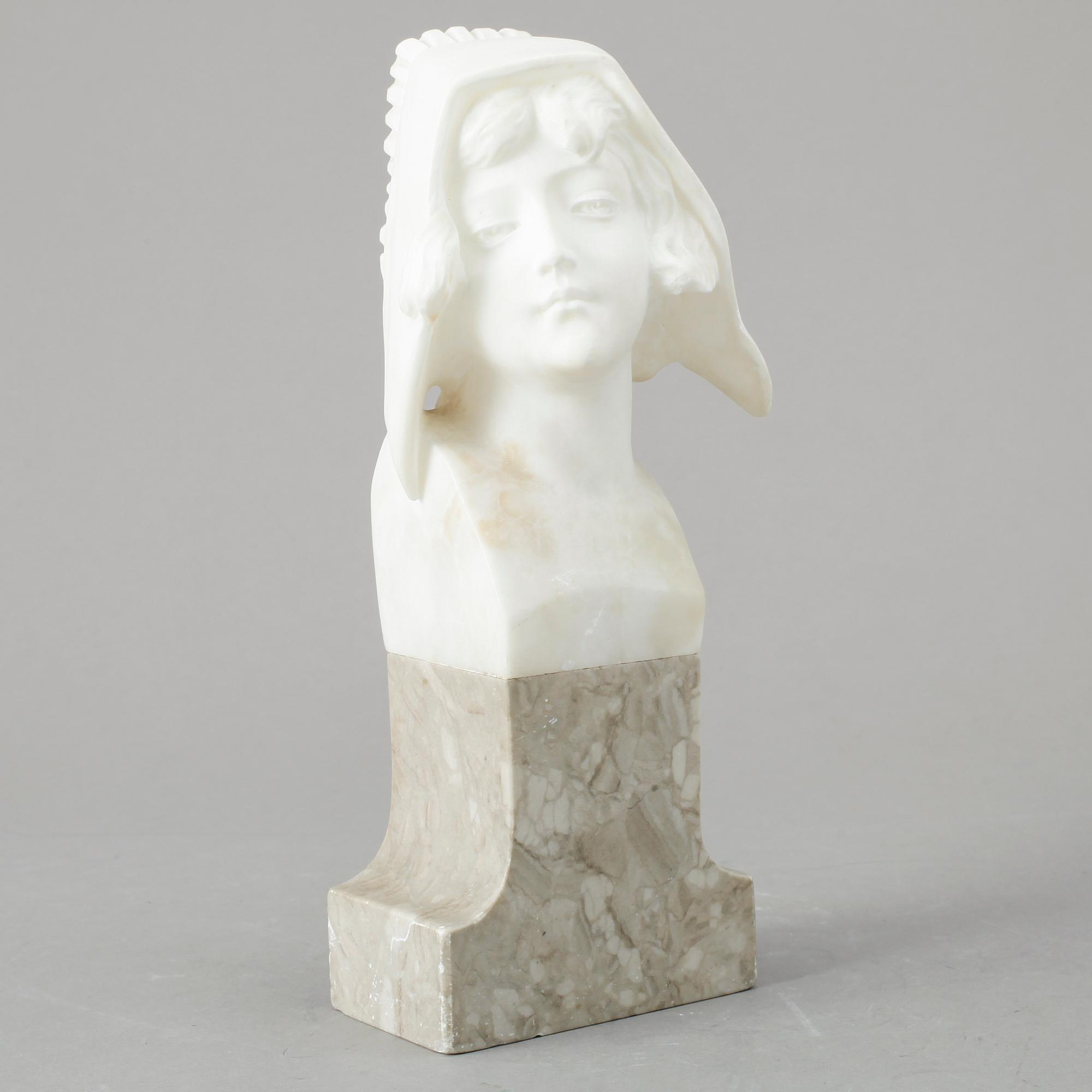 BYST, alabaster, 1900-talets första hälft.