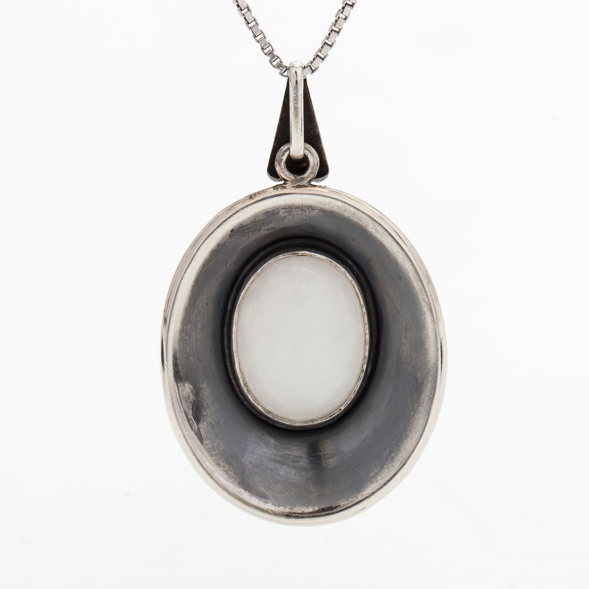 Torbjörn Tillander, a silver necklace for Kalevala Koru, 1958.