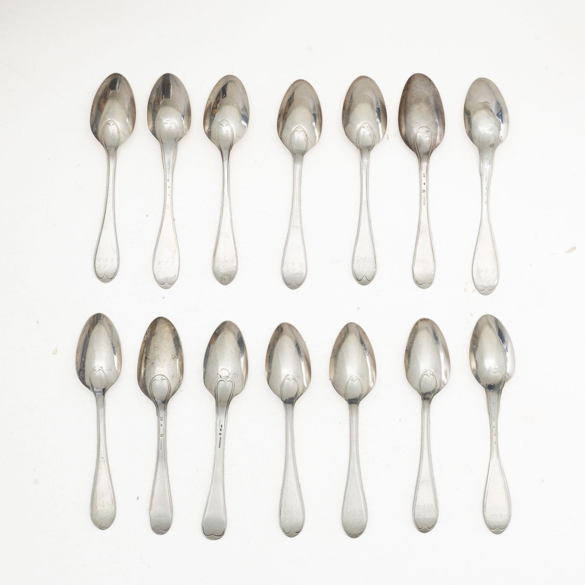 A set of Swedish 19th Century silver spoons (14 pieces).