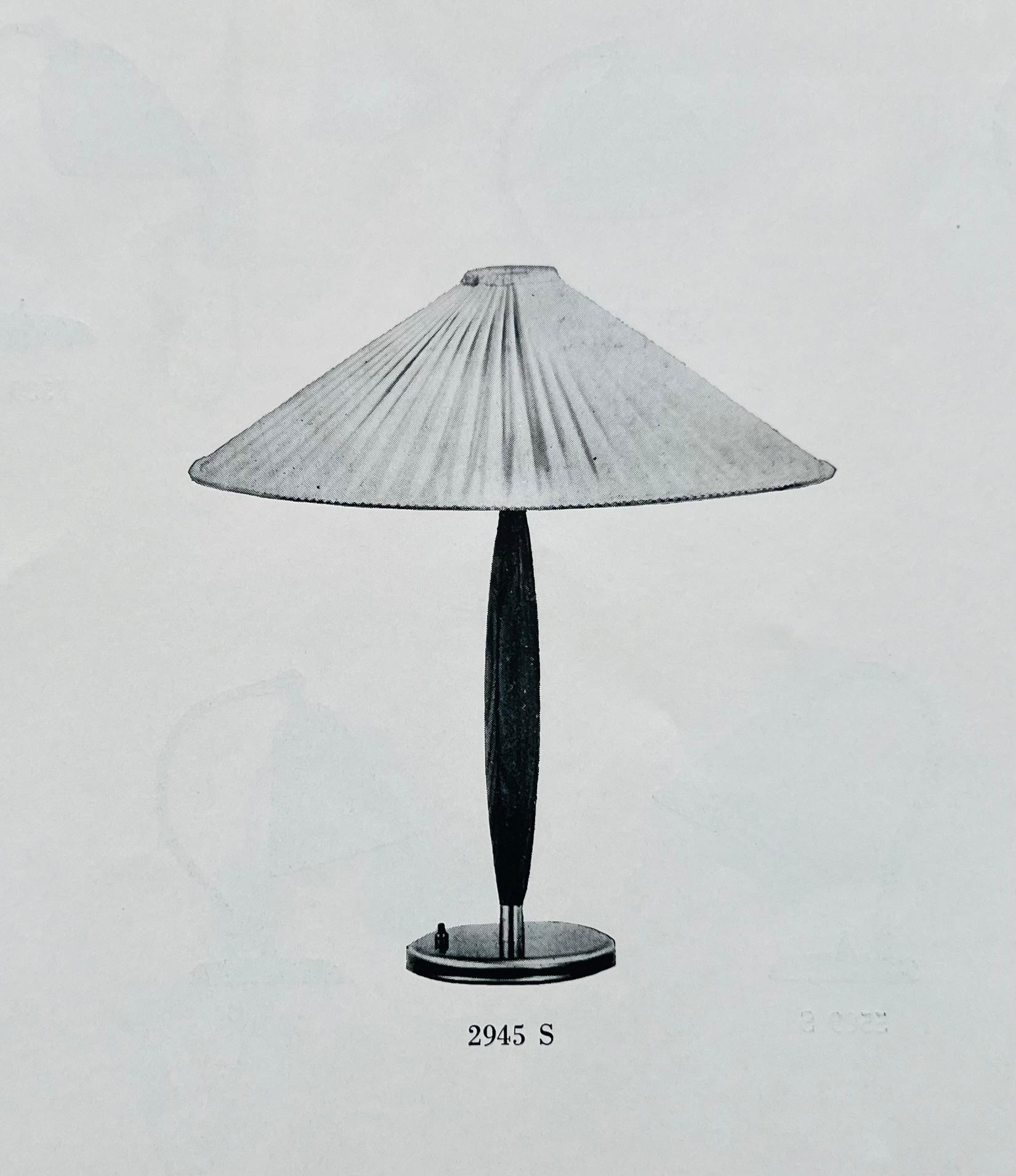 Karlskrona Lampfabrik, bordslampa, modell "2945 S", 1950-tal.