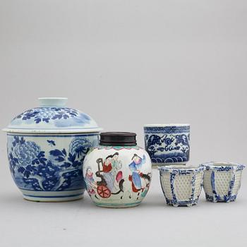 A set of Chinese porcelain, 19/20 Century.