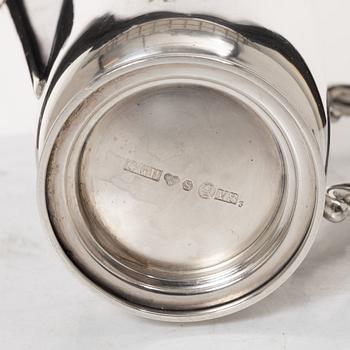 A 3-piece Swedish silver coffee service, marks of CG Hallberg, Stockholm 1947.