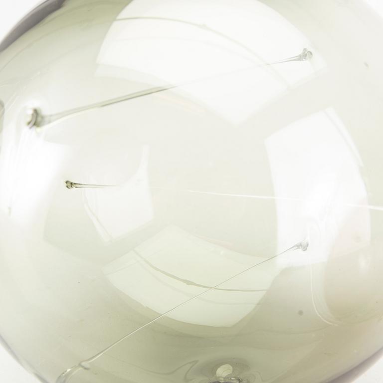 TIMO SARPANEVA, 3 glass balls, 'Aurinkopallo'  Iittala, 1970's.